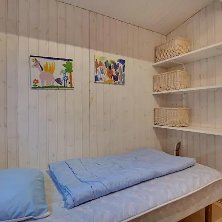 3 Bedroom Beach Front Home In Højby *