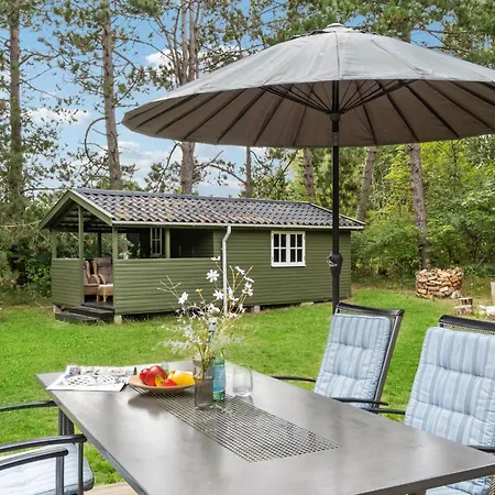 3 Bedroom Beach Front Home In Højby *